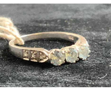 9ct white gold aquamarine and illusion set diamond ring. Size R. Total weight 3gm 