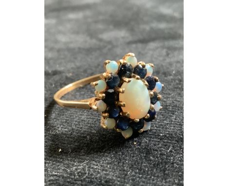 9ct sapphire and opal ring. Size 9.75