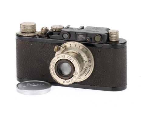 A Leica II 35mm Rangefinder Camera black, 1932, serial no.96271, with a Leitz Elmar f/3.5 50mm collapsible lens, shutter work