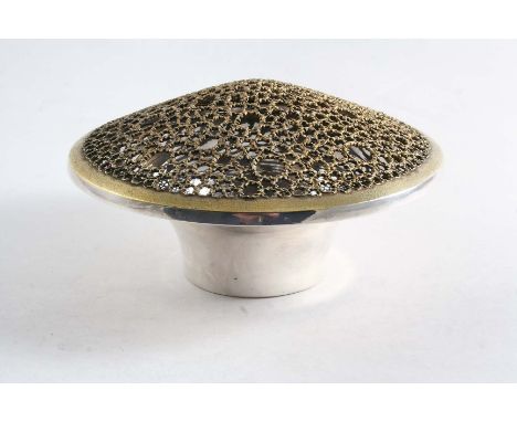 A CONTEMPORARY SMALL ROSE BOWL of plain flaring form with a gilt, reticulated, domed grille, by Stuart Devlin, London 1973;  
