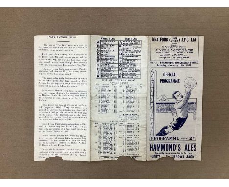 1946-7 Bradford Park Avenue v. Manchester United Gatefold Programme for The F.A.Cup Game, dated 11th January 1947 (tears to b