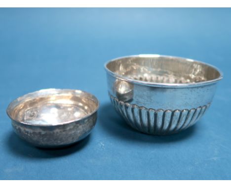 A Hallmarked Silver Bowl, (makers mark rubbed) Birmingham 1907, of circular semi reeded form, 8.8cm diameter (misshapen); tog