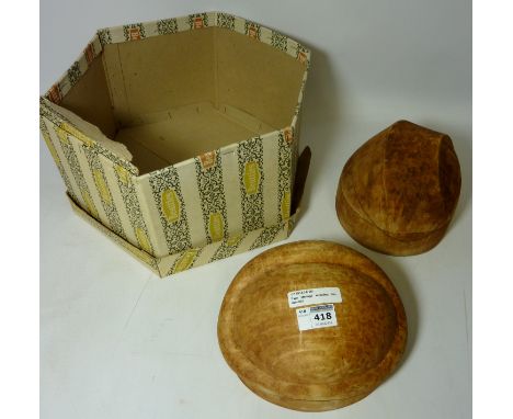 Vintage & Designer Clothing, Accessories and Textiles - Two early 20th century wooden milliner's hat moulds Condition Report 