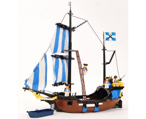 An original vintage Lego 1980's (1989) set 6274 ' Caribbean Clipper .' Fully made up, so appears complete (unchecked). Origin