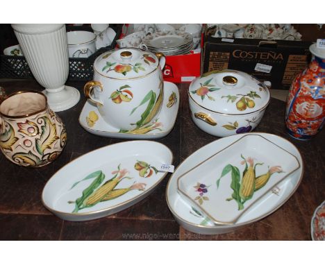 Two very large Royal Worcester 'Evesham' lidded Casseroles and four large dishes, all with the corn on the cob pattern.