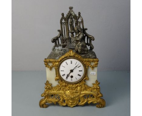 FIGÜRLICHE KAMIUHR / TISCHUHR "Das Gebet", table clock / fireplace clock. Goldfarbenes und bronziertes Zinkgehäuse mit Achatb