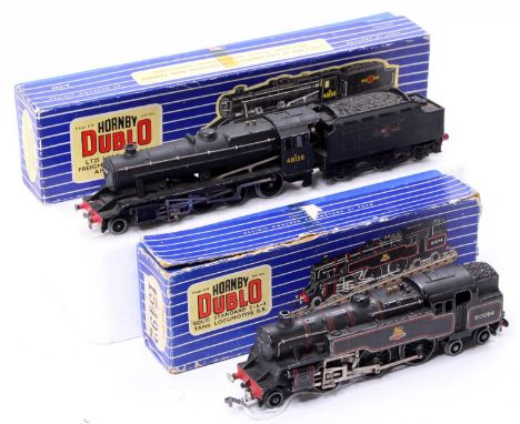 Two Hornby-Dublo 3-rail locos: LT25 2-8-0 8F freight loco &amp; tender BR black 48158, ½” motor, just a very few chips, instr