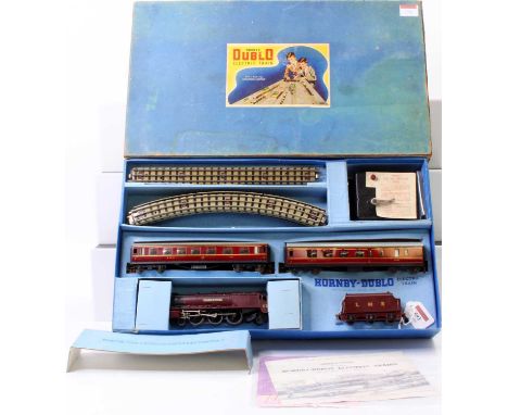 EDP2 Hornby-Dublo 3-rail ‘Duchess of Atholl’ passenger train set comprising EDL2 loco &amp; tender LMS 6231 with 2 x D3 coach