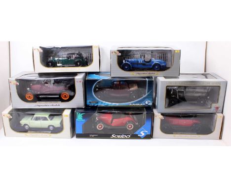 8 assorted 1/18th scale diecast vehicles, mixed manufacturers and models to include Road Signature BMW LS Luxus and Aston Mar