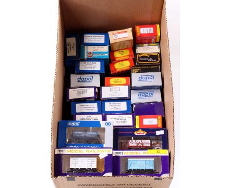 A collection of 40+ boxed 00 gauge wagons to include Bachmann, Dapol, Wrenn and others, mixed examples to include a Wrenn Rai