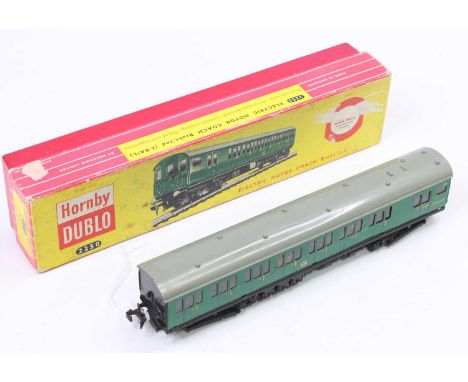 2250 Hornby-Dublo 2-rail Electric Motor coach only (no trailer coach) green, leading coupling has been removed but nut/bolt a