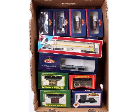 20 various mixed 00 gauge items of rolling stock to include Bachmann, Hornby, Replica Railways, and others, to include a Horn