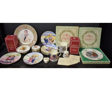 Ceramics - Royal Doulton Christmas collectors plates, 1977-1982, all boxed; Christmas goblets; a set of seven Royal Worcester