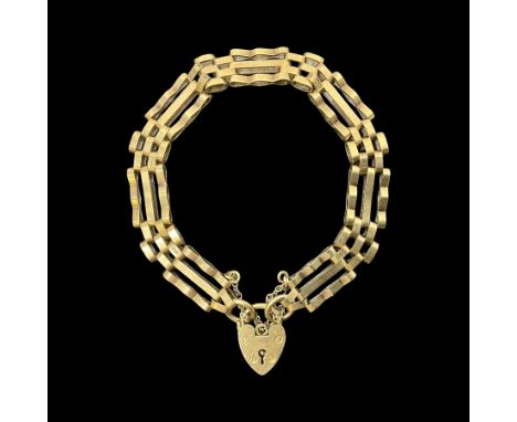 9ct gold gate bracelet, with heart locket claspCondition Report:Approx 10.65gm