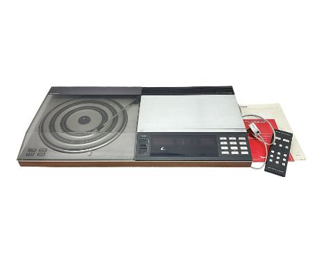 Bang & Olufsen Beocenter 7002, with manual Dimensions: Length/Width:&nbsp;72cm&nbsp; Depth/Diameter:&nbsp;38cm