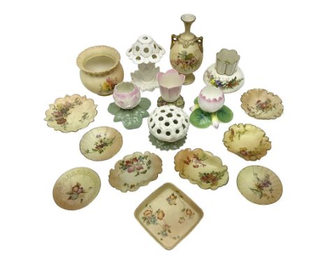 Collection of Royal Worcester and similar ceramics, including blush ivory trinket dishes, vases etc 