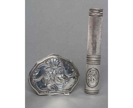 A GEORGE I SILVER SNUFF BOX, maker possibly Robert Collier, London 1740, of serpentine form, the double skin hinged cover cha