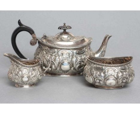 A COMPOSITE LATE VICTORIAN SILVER BACHELOR'S THREE PIECE TEA SERVICE, teapot and sugar, maker Edward Hutton, London 1895, mil