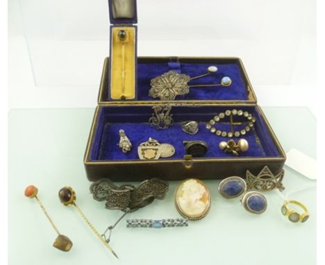 A SELECTION OF PERIOD COSTUME JEWELLERY to include four stick pins 