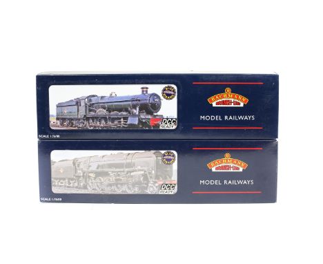 2 Bachmann Model Railways tender locomotives. A BR Standard Class 9F 2-10-0 Black Prince RN 92203 (32-850K). Plus a BR Hall C