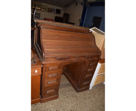 INTIREX VINTAGE OAK ROLL TOP DESK 