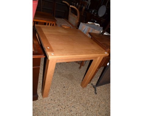 LIGHT OAK DRAW LEAF DINING TABLE 