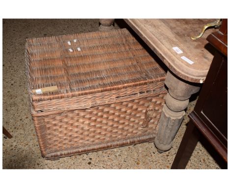 VINTAGE CANE LAUNDRY BOX 