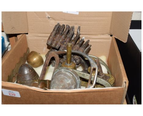 BOX VARIOUS VINTAGE SPENT AMMUNITION, METAL WARES ETC 