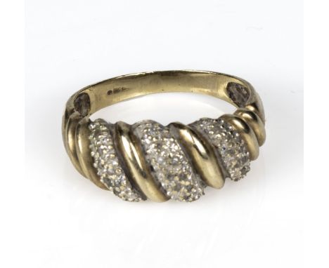 A ladys 9ct gold dress ring