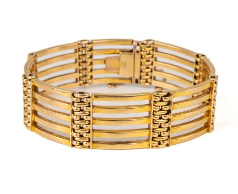 A 9ct yellow gold five-bar gate-link bracelet, total gross weight approx 25.8g Good condition, wear commensurate with age