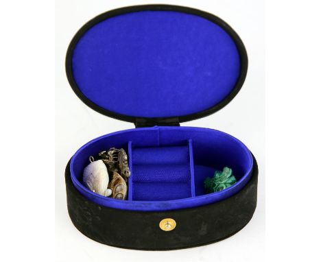 Jewellery box, containing a carved opal owl pendant, measuring 4.2 x 1.9cm, an antique silver paste set locket, reverse engra