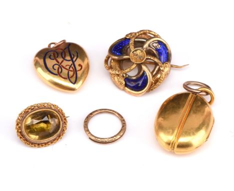 A group of antique brooches, including a heart pendant with enamel monogram measuring 22mx18mm, an oval yellow foil backed st