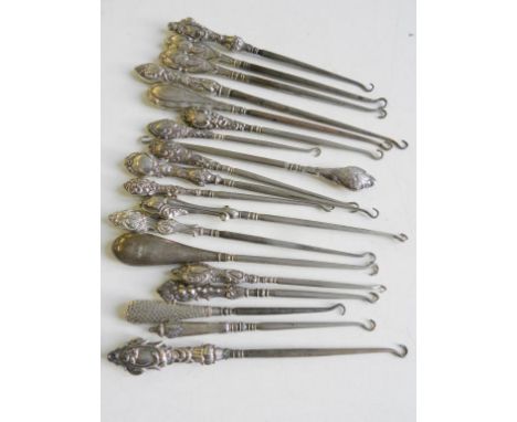 A COLLECTION OF LATE VICTORIAN/EARLY VICTORIAN SILVER HANDLED BUTTON HOOKS, VARIOUS PATTERNS MAKERS AND DATES