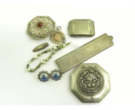 A SILVER COMB, A SILVER COLOURED METAL COMPACT, ETC