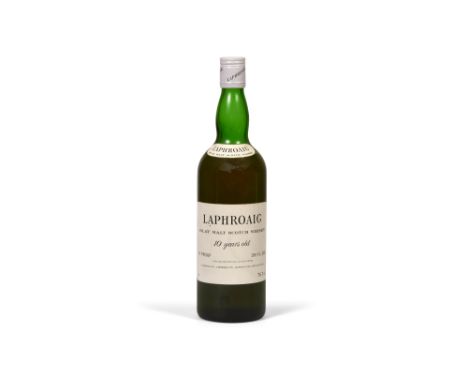 Bottled in the 1970's with both Fluid Ounces and CL on the label. Alcohol volume measure in Proof only26 2/3 Fl. Oz. - 75.7cl