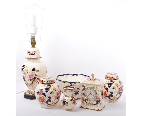 Masons - Mandalay - A collection of 20th century Masons Ironstone in the Mandalay pattern. To include table lamp, a pair of g