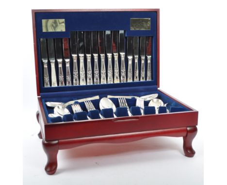 Viners - Guild Silver Collection, silver plated in Sheffield, England. 58 piece canteen of cutlery. Housed in a wooden cased 