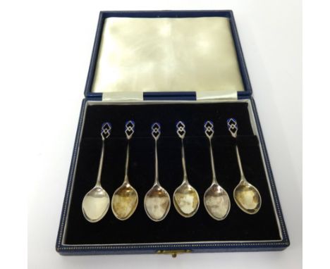 Set of six silver and enamel Arts and Crafts style tea spoons Sheffield, 'HW', in fitted case