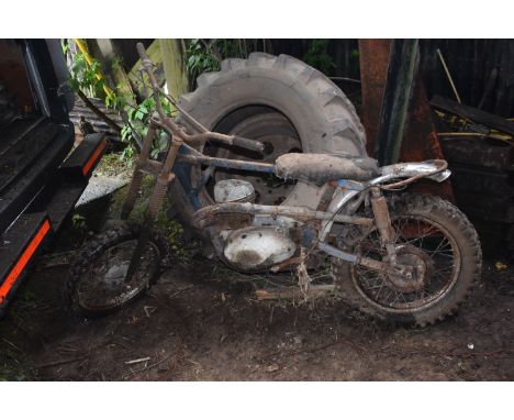 A 1960s Greeves type twinshock scrambler project, with a Villiers two stroke engine, requires full restoration, no accompanyi