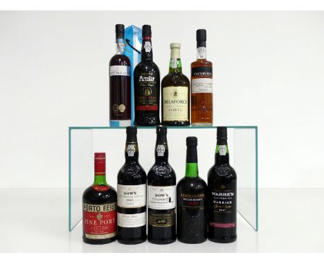 1 bt Porto Feist Baronial Fine Port sl torn label 1 bt Dows 2001 LBV bottled 2007 1 bt Dows TrademarkFinest Reserve Port vsl 