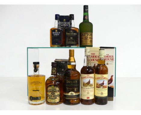 2 70-cl bts House of Lords 12YO Deluxe Blended Scotch Whisky 40% 1 oc, 1 ull (lms) 1 75-cl bt Catto's 12YO Scotch Whisky 40% 