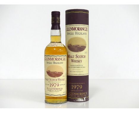1 70-cl bt Glenmorangie Limited Bottling Single Highland Malt Scotch Whisky 1979 bottled 1995, 40% original tube- sl damage
