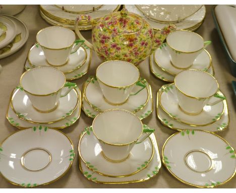 Ceramics - A Royal Winton Estella pattern chintz teapot; a Noslyn China art deco green and git tea service for six, etc 