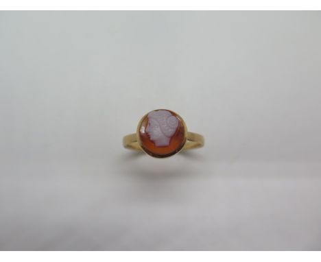 A Victorian 18ct gold and chalcedony, sardonyx cameo ring, fully hallmarked for Birmingham 1879, ring size O to O 1/2, weight