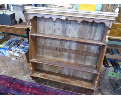 19thC pine hanging shelf/plate rack