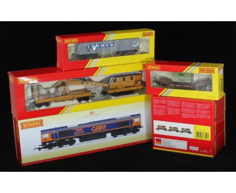 Hornby Railroad '00' gauge: 1x R3573 GBRf Co-Co Diesel Electric Class 66 '66751,' locomotive, R6369 Breakdown Crane, R6829 PG
