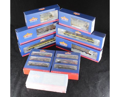 Bachmann Branch-Line '00' gauge: 2x 38-153 YAA 'Brill' Bogie Bolster Wagon BR Departmental, 2x 38-150A BDA Bogie Bolster Wago