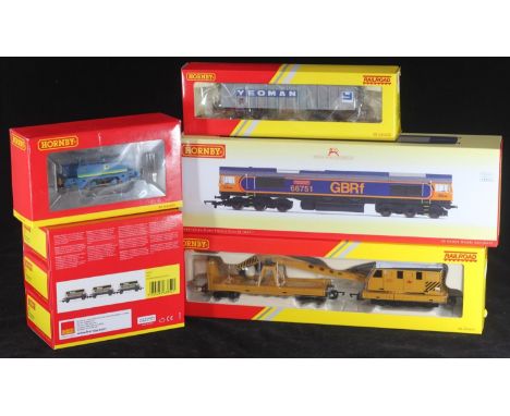 Hornby Railroad '00' gauge: 1x R3573 GBRf Co-Co Diesel Electric Class 66 '66751,' locomotive, R6369 Breakdown Crane, R6829 PG
