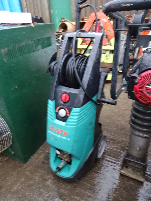 Bosch Aquatak 150 Pro X 240v Pressure Washer