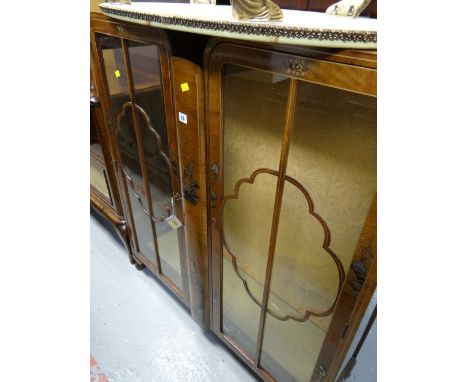 A good vintage chinoiserie two-door china cabinet with painted pagoda decoration